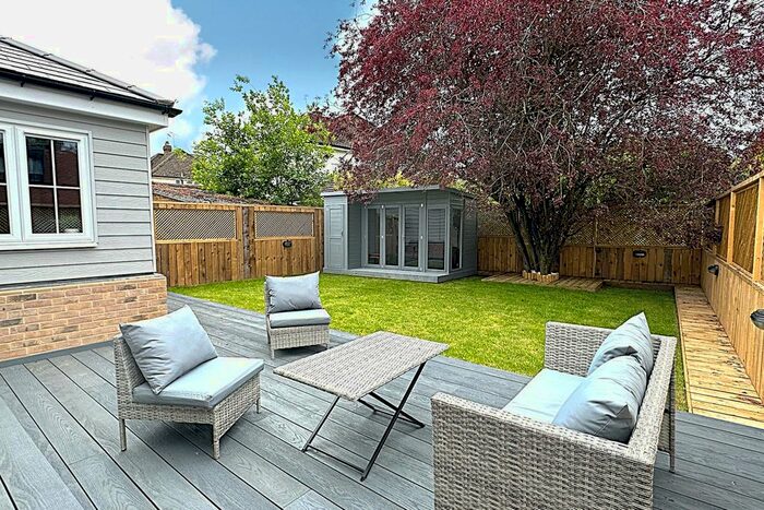 2 Bedroom Bungalow For Sale In Chantry Close, Bishop's Stortford, CM23