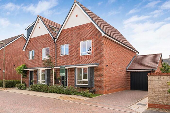 4 Bedroom House For Sale In Thame, Oxfordshire, OX9
