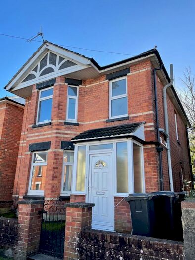 4 Bedroom Detached House To Rent In Four Bedroom Student House - Available September - &#;. Pcm, BH9