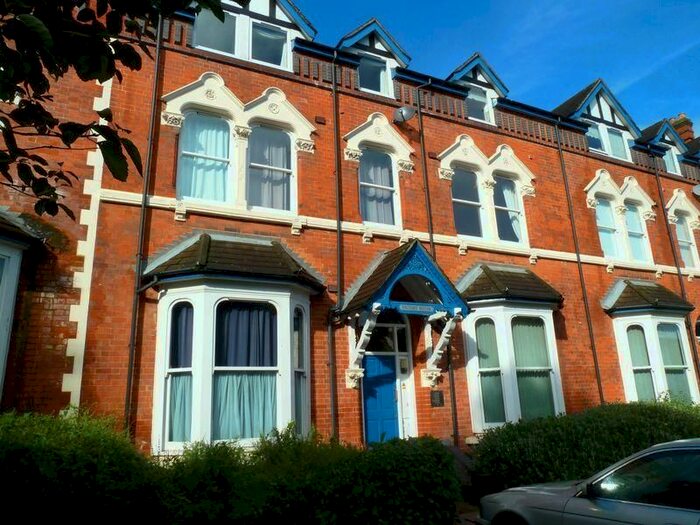 2 Bedroom Flat To Rent In - Trafalgar Road, Moseley, Birmingham, B13