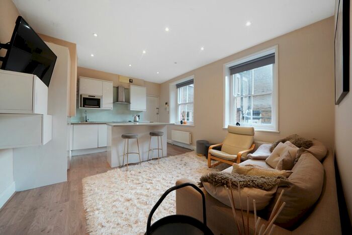 2 Bedroom Flat To Rent In Brunswick House, - Balcombe Street, NW1