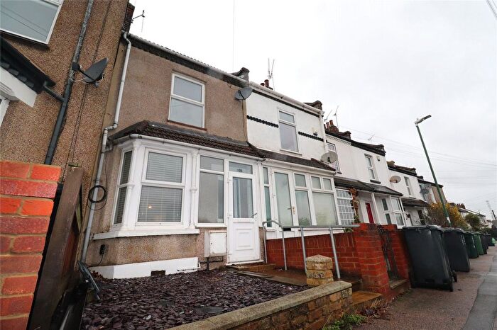 3 Bedroom Terraced House To Rent In Stanhope Road, Swanscombe, Kent, DA10