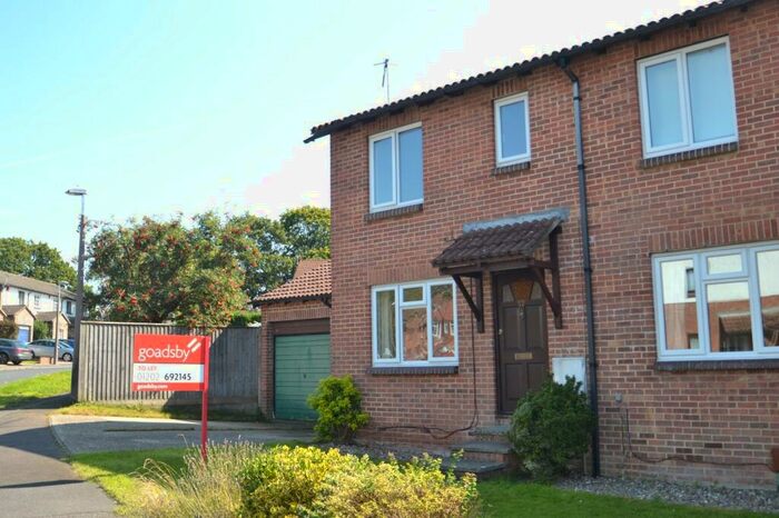 3 Bedroom End Of Terrace House To Rent In Creekmoor, BH17