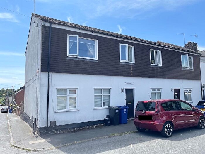 1 Bedroom Flat For Sale In Amblecote - King William Street, DY8