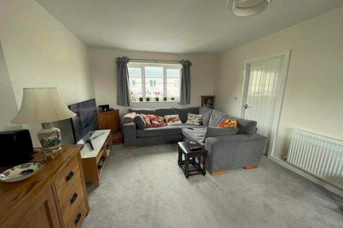 2 Bedroom Property To Rent In Heron Road, Gunnislake, PL18