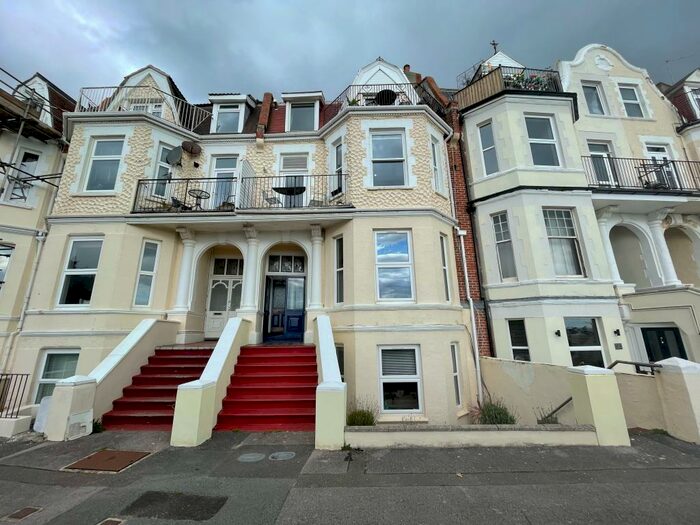 2 Bedroom Flat To Rent In Undercliff Road, Boscombe Spa, BH5