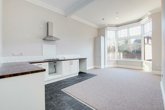 2 Bedroom Apartment To Rent In St. Agnes Road, Birmingham, B13