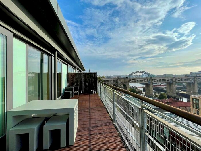 2 Bedroom Flat To Rent In Clavering Place, Newcastle Upon Tyne, NE1