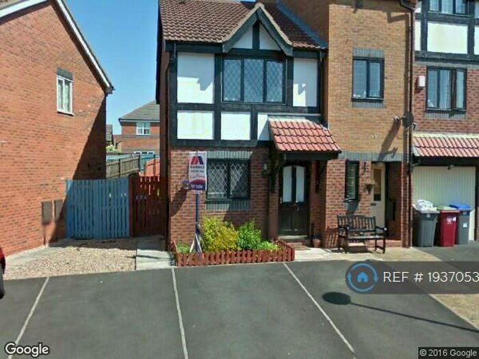 2 Bedroom End Of Terrace House To Rent In Sandpiper Close, Blackpool, FY3