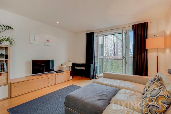 2 Bedroom Flat To Rent In Westferry Circus, London, E14