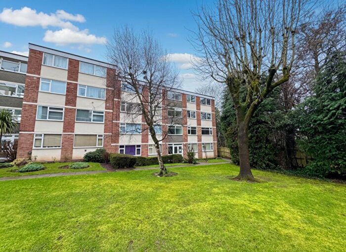 2 Bedroom Flat For Sale In Unicorn Lane, Coventry, CV5
