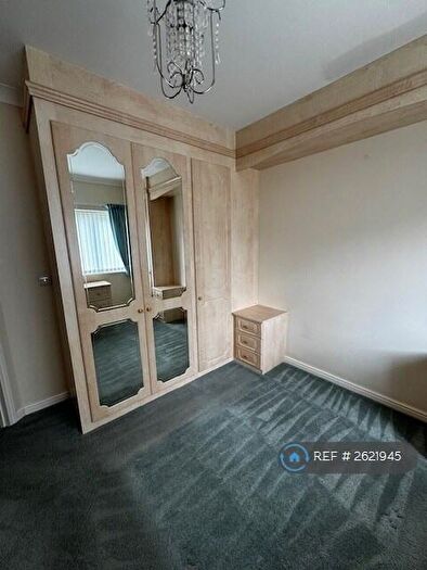 1 Bedroom Flat To Rent In Park Drive, Longfield, DA3