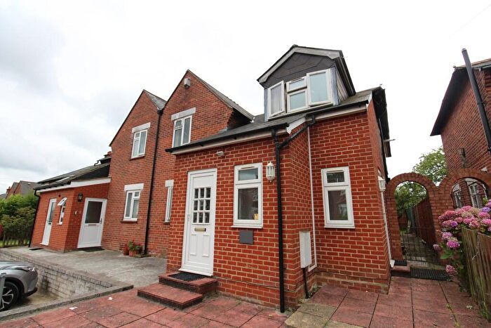6 Bedroom Semi-Detached House To Rent In Mayfield Road, SO17