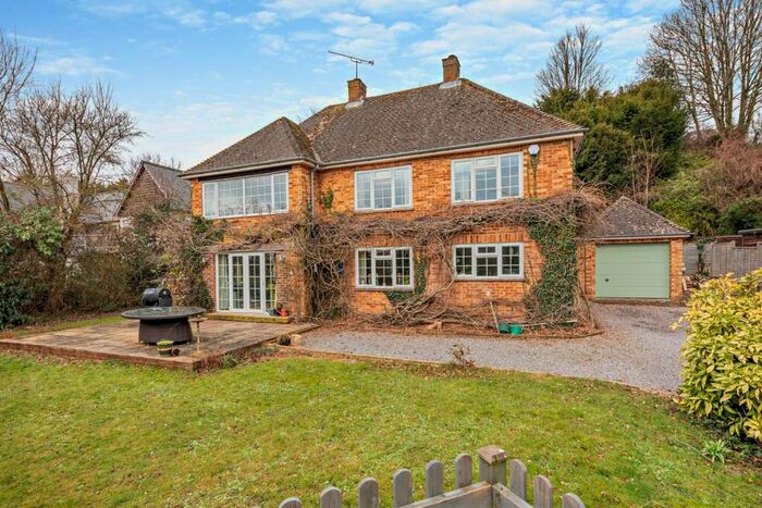 4 Bedroom Detached House For Sale In Fullerton Road, Wherwell, Hampshire, SP11