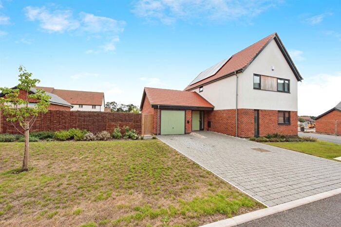 3 Bedroom Detached House For Sale In Mount Pleasant Drive, East Harling, Norwich, NR16
