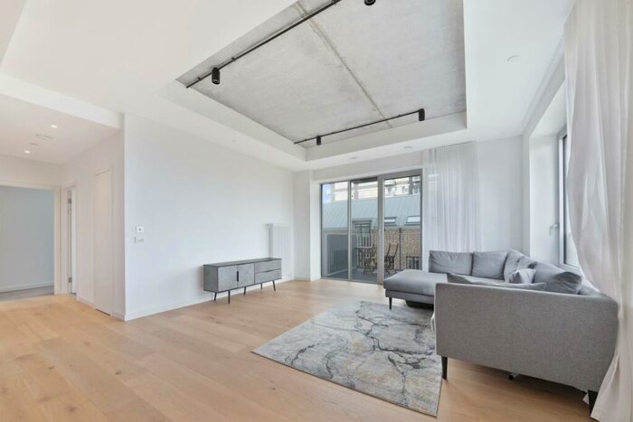 2 Bedroom Apartment To Rent In Serapis House, Goodluck Hope, London, E14