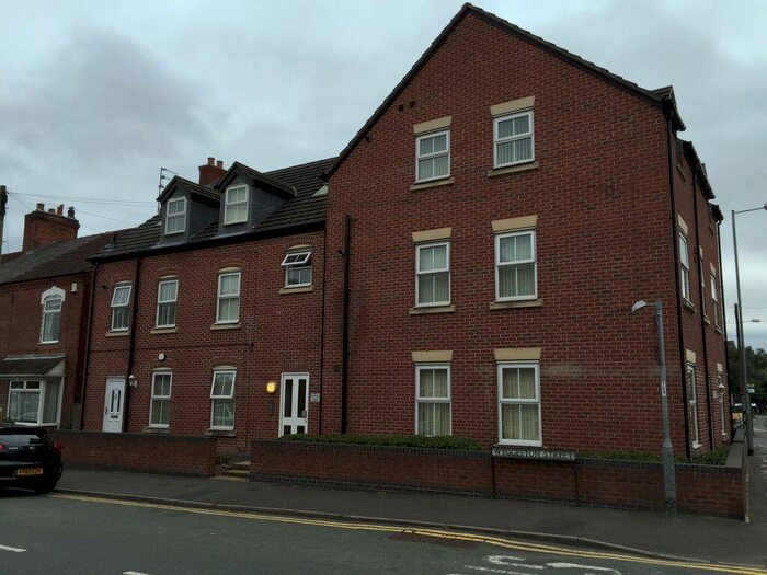2 Bedroom Apartment To Rent In Florence Villas, Burton Upon Trent, Staffordshire, DE13
