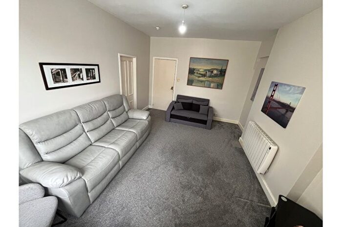1 Bedroom Flat To Rent In Gillott Road, Edgbaston, Birmingham, B16