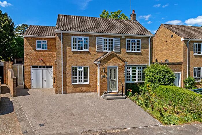 5 Bedroom Detached House For Sale In Old Rectory Gardens, Wheathampstead, AL4