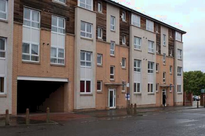 2 Bedroom Flat To Rent In Napiershall Street, Kelvinbridge, G20