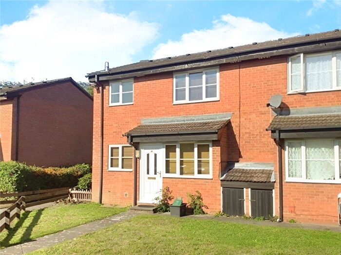 1 Bedroom End Of Terrace House To Rent In Sycamore Walk, Englefield Green, Egham, Surrey, TW20