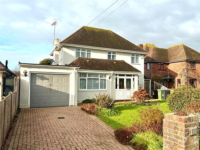 4 Bedroom Detached House To Rent In Sea Lane, East Preston, BN16