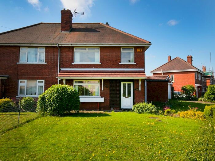 Houses for sale & to rent in DN2 5BS, Windsor Road, Town Moor Doncaster