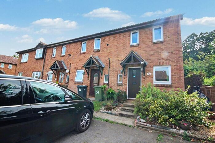 2 Bedroom End Of Terrace House To Rent In Ashbury Crescent, Merrow Park, GU4