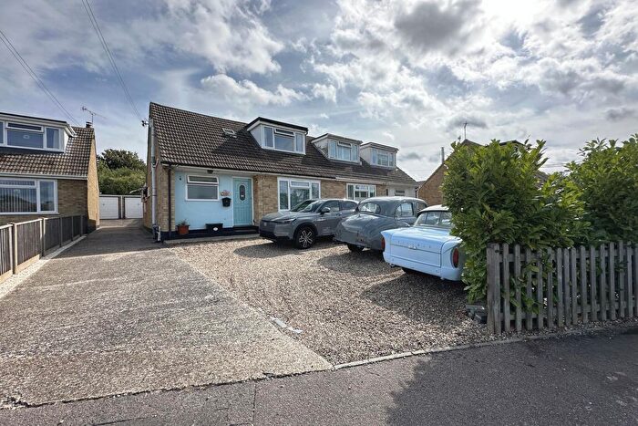 3 Bedroom Semi Detached House For Sale In Downs Road, East Studdal, CT15