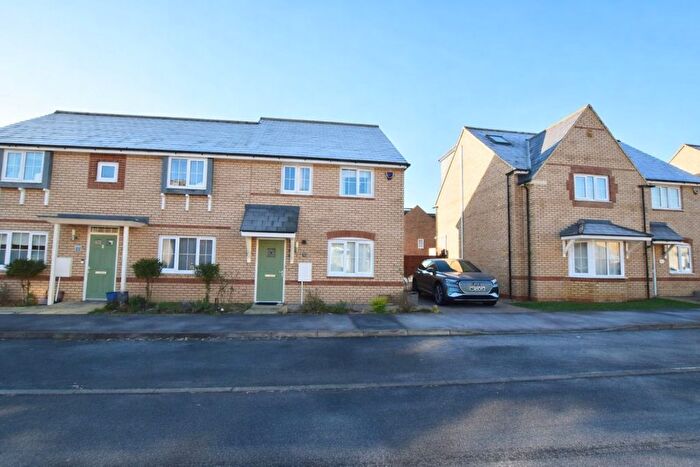 3 Bedroom Semi-Detached House To Rent In Maritime Way, Brooklands, MK10