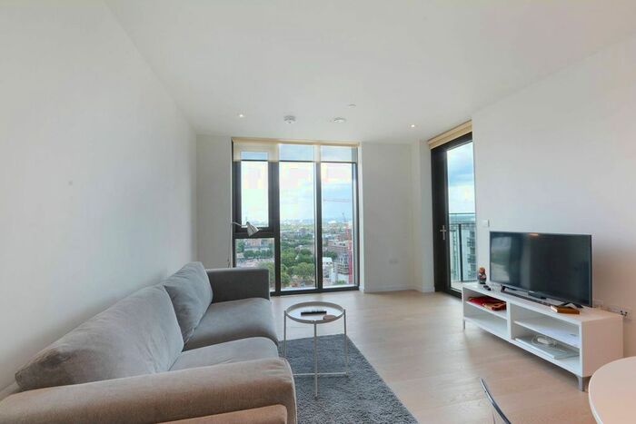 1 Bedroom Flat To Rent In Gabriel Walk, Elephant And Castle, London, SE1