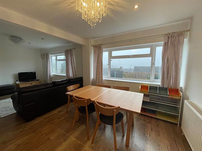 4 Bedroom Property To Rent In Derriman Glen, Ecclesall, S11