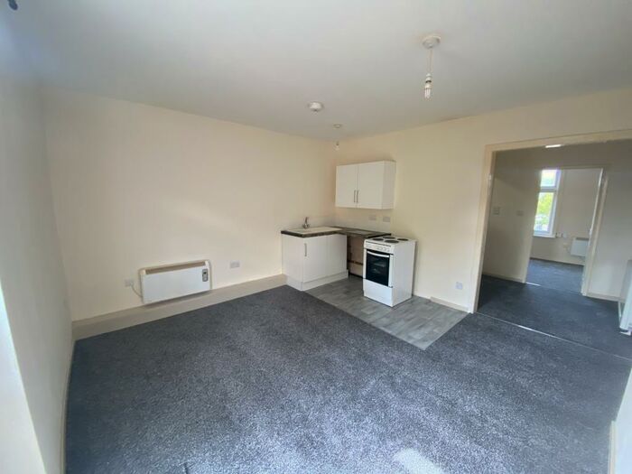 1 Bedroom Flat To Rent In Haughton Green Road, Denton, M34