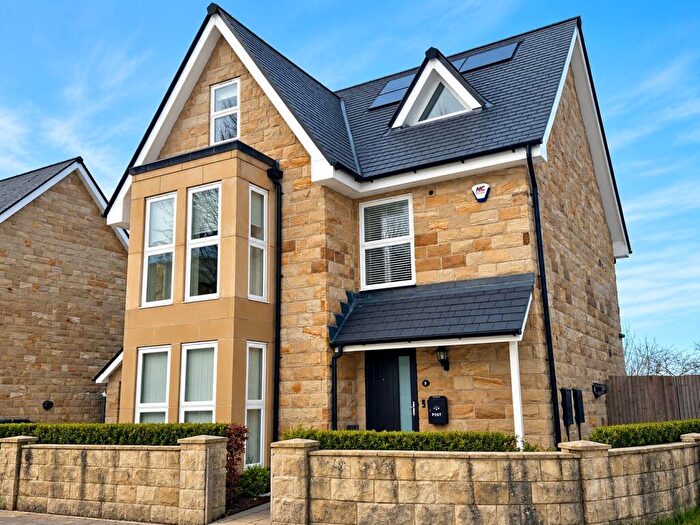 5 Bedroom Detached House To Rent In Connaught Court, Harrogate, HG1
