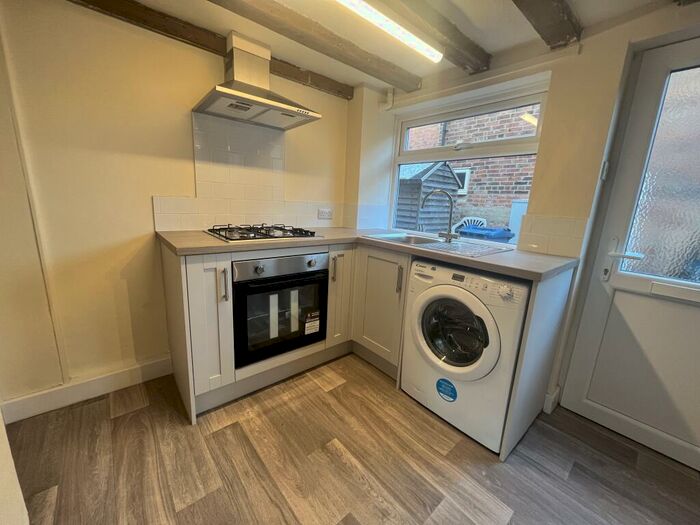 2 Bedroom Cottage To Rent In New Row, Aslockton, NG13