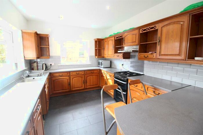 5 Bedroom Semi-Detached House To Rent In **&#;pppw Exc Bills** Harrington Drive, Lenton, NG7