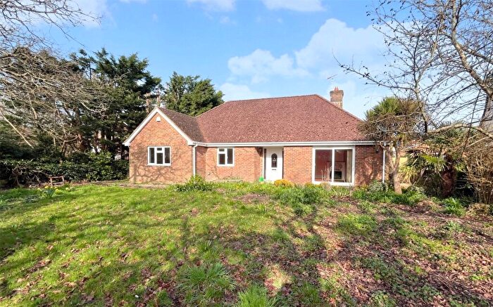 3 Bedroom Bungalow For Sale In Elphinstone Road, Highcliffe, Christchurch, Dorset, BH23