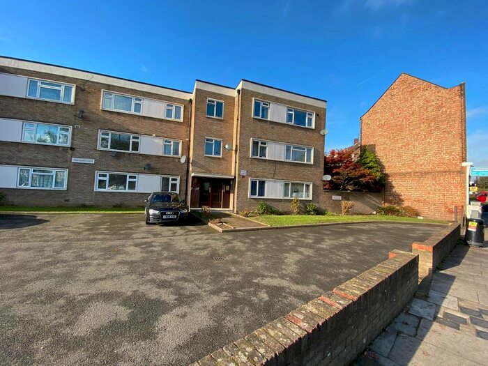 2 Bedroom Flat To Rent In Stanworth Court Church Road, Hounslow, London TW5