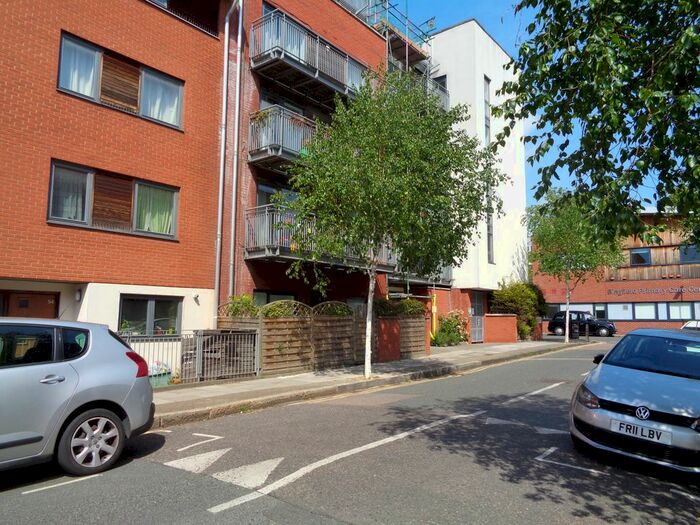 2 Bedroom Flat To Rent In Bemerton Street, Angel/King's Cross, N1