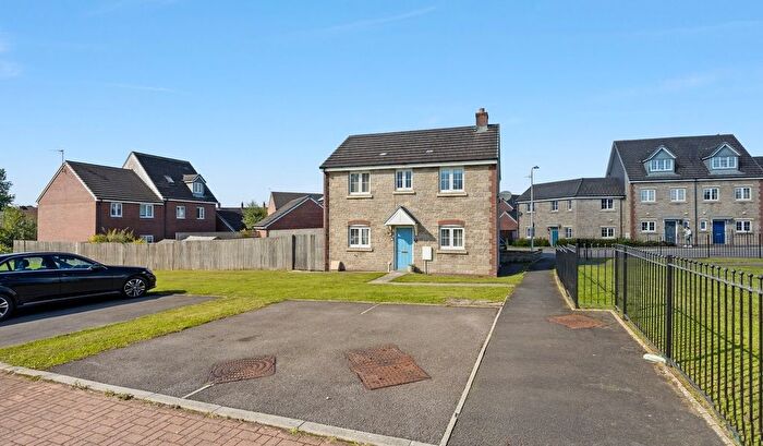 3 Bedroom Semi-Detached House For Sale In Dyffryn Y Coed, Church Village, Pontypridd, CF38
