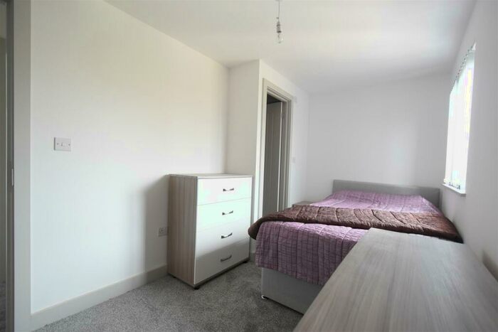 7 Bedroom Terraced House To Rent In Heeley Road, Selly Oak, B29