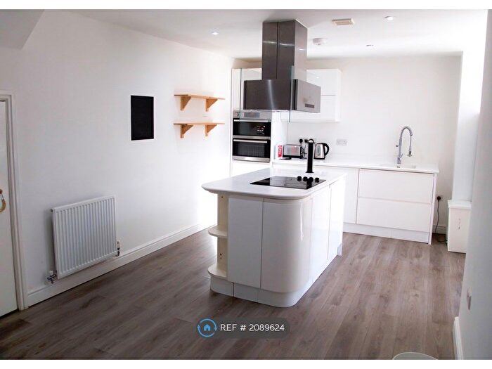 7 Bedroom Semi-Detached House To Rent In Wallscourt Road, Filton, Bristol, BS34