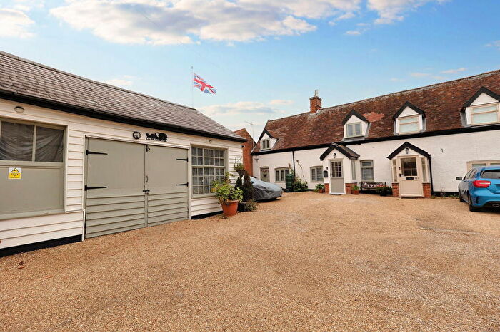 3 Bedroom Semi Detached House For Sale In Old Norwich Road, Ipswich, IP1