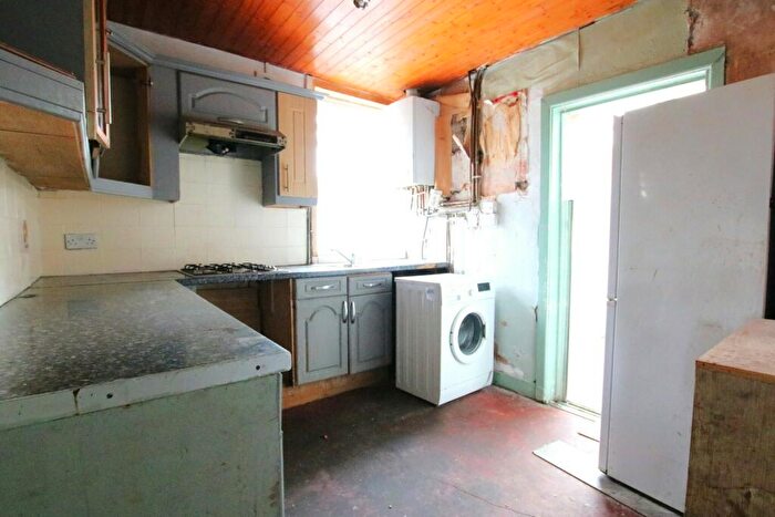 3 Bedroom Terraced House For Sale In Redlam, Redlam, Blackburn, BB2