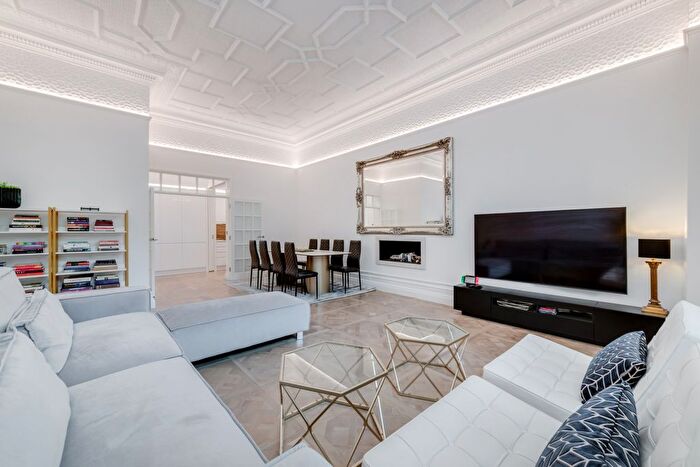 3 Bedroom Terraced House For Sale In Westbourne Terrace, Bayswater, W2