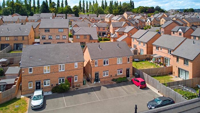 2 Bedroom Semi Detached House For Sale In Lapwing Close, Huddersfield, HD4