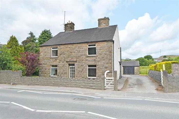3 Bedroom Farm House For Sale In Hallsteads, Dove Holes, SK17