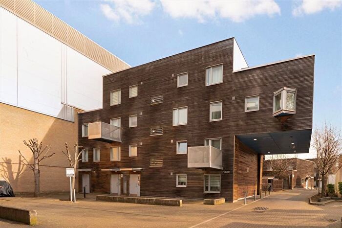 1 Bedroom Flat For Sale In Normandy Place, Shepherds Bush, W12