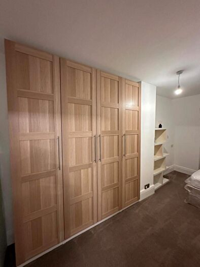 1 Bedroom House Of Multiple Occupation To Rent In Broomhall Buildings, Chobham Road, Sunningdale, Ascot, Windsor And Maidenhead, SL5