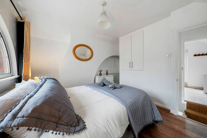 4 Bedroom Property To Rent In Agincourt Road, Hampstead, London, NW3